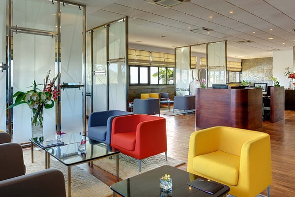 Yu lounge